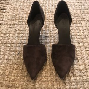 Brown suede Vince d’orsay pumps. Size 9.5